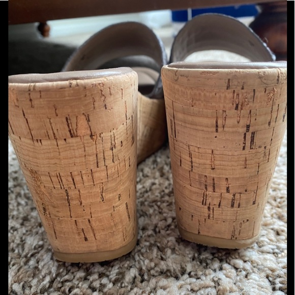 DONALD J PLINER CLOE CORK WHIPSTITCH WEDGE SIZE 9 - Picture 5 of 13